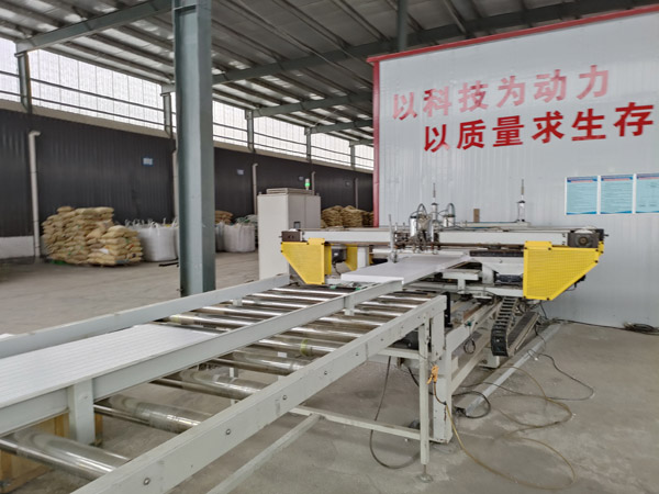 擠塑板保溫效果好與擠塑板閉孔率有直接關(guān)系