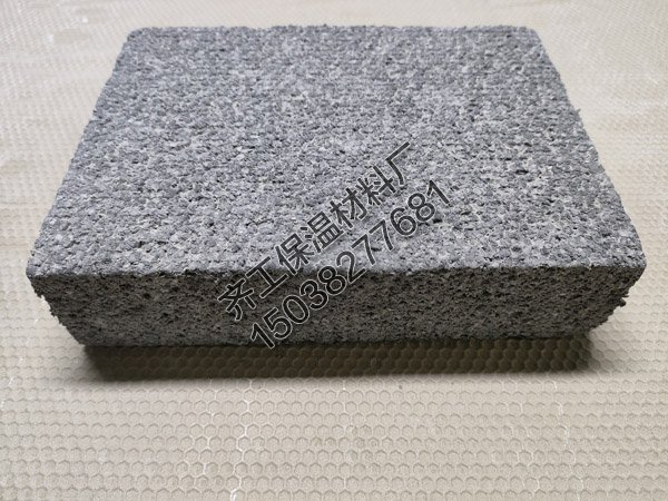 石墨無機(jī)復(fù)合聚苯板